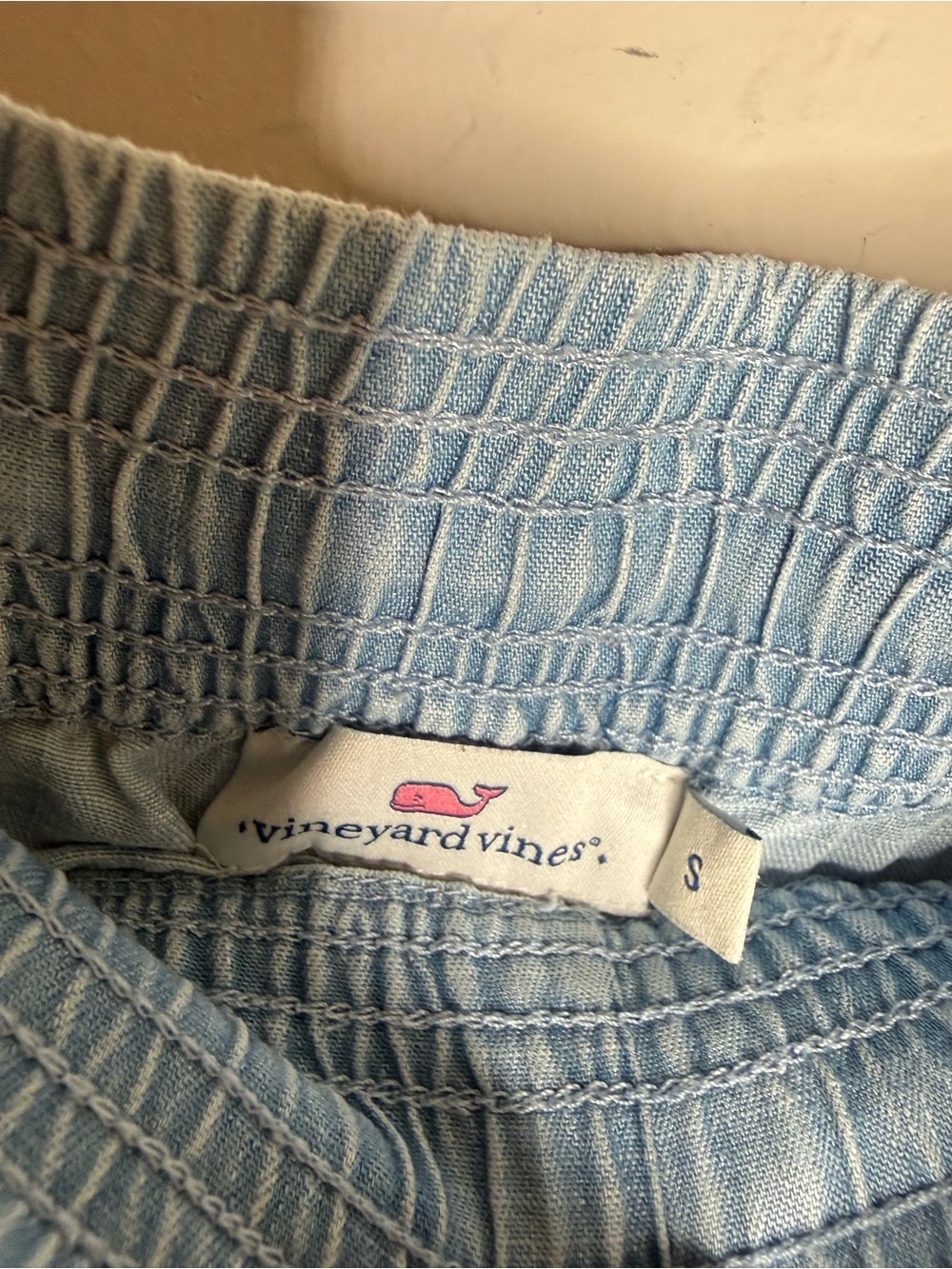 Vineyard Vines chambray tencel lyocell denim shorts drawstring size small - Picture 3 of 5
